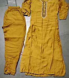 Elegant Mustard Yellow Kurti Pant Set