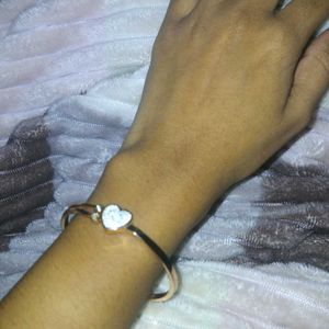 Rose Gold Crystal Heart Bangle Charm Bracelet 🤍🌼