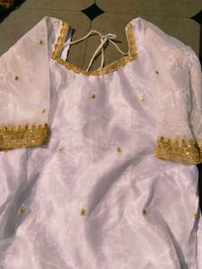 Elegant White &amp; Gold Blouse