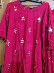 Maroon Embellished Kurti Set