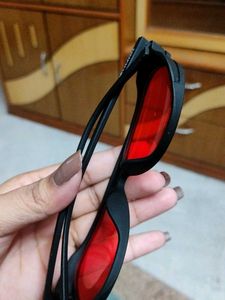 Red Tainted Glass Sunglasses