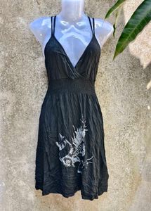I. CUTE BLACK DRESS