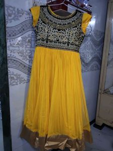 Elegant Yellow Ethnic Gown