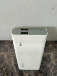 Power Bank Lenovo 10400 Mah..