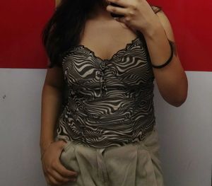 H&amp;M crop top