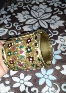 Bangle Bracelet Like New