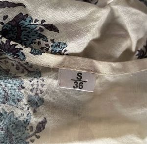 Printed Floral Women Short Kurti Full Sleeve  Top