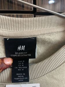 H&amp;M Sweatshirt