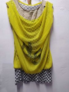 Sleeveless Top