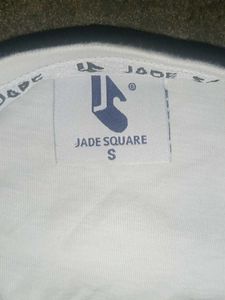 I&#39;m Selling A White Tshirt Size - S