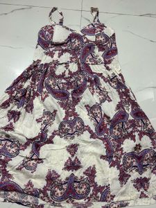 Woman Paisley Print Sundress