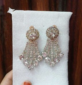 Elegant Traditional Rhinestone Dangler Earrings 🤍