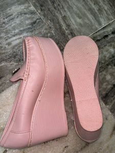 Footware