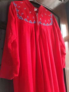 Fleece Embroidered nightgown