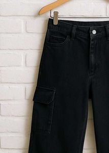 Black Cargo Jeans
