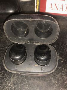 Wireless Earbuds
