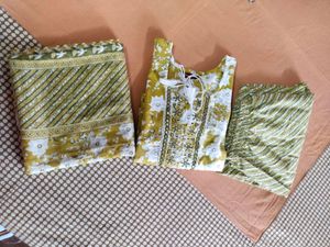 Floral Print Kurta Set