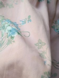 It's A Beautiful Pink Blousan Kind Of Top