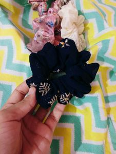 Hair Scrunchie Set