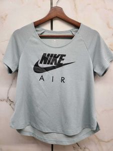 Nike Air Women&#39;s Running Top