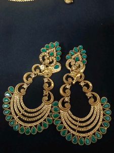 Emerald Green Earrings