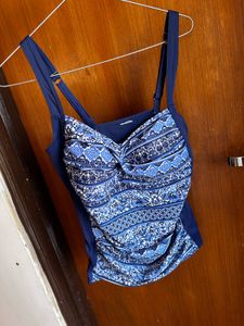 Floral padded Top
