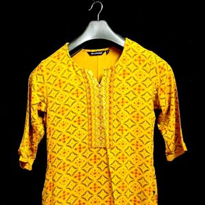 👗 * Kurta | Small Size | Gold