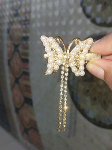 Butterfly Pearl Hair Clip