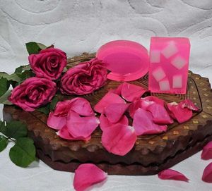 HOMEMADE NATURAL ORGANIC SOAP AVAILABLE