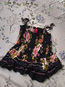Floral Print Smocked Tank Top 😍
