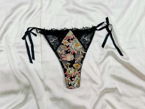 🇳🇿💫💕 Victoria&#39;s Secret imported thong