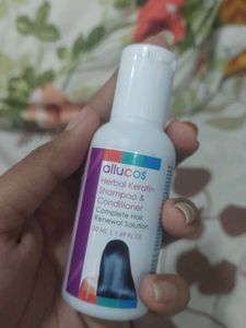 Allucos Herbal Keratin Shampoo
