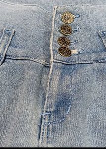 4 Button Jeans 👖