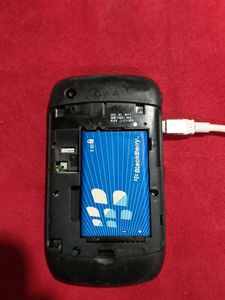 BlackBerry Curve 9330