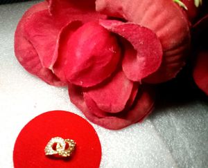 Vintage Rhinestone Interlocking Ring