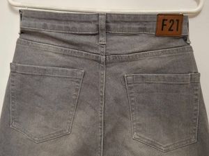 Gray High-Waisted Slim Fit Jeans