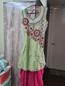 Embellished Kurta Set