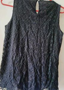 Elegant Black Lace Sleeveless Top – LOFT