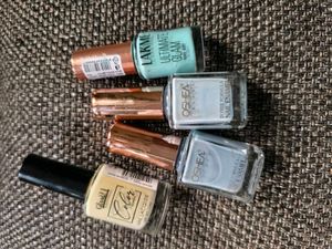 Nail Polish Bundle - Lakme, Oshea, Glam21