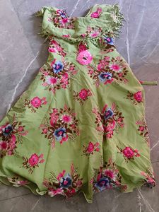 6 pcs Elegan Girl Dresses