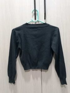 Black Heart Print Cropped Sweater