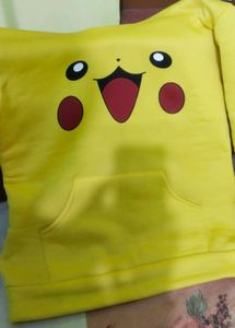 Yellow Pikachu Hoodie &#34;L&#34;