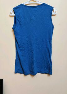 Blue Sleeveless Casual Top