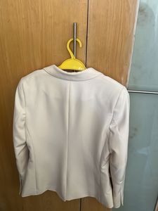 Elegant Cream Blazer