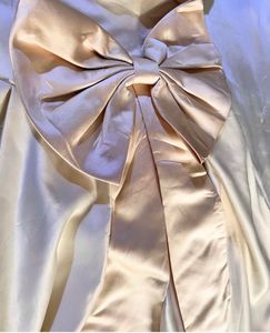 Elegant Strapless pearl gown🧚🏻‍♀️🦄🎀❤️