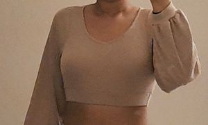 stylish Full Sleeve crop top