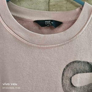 Oversized Pink Sweatshirt