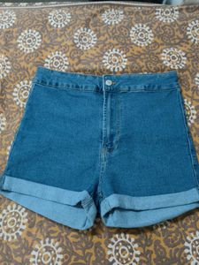 Rolled Hem Denim Shorts