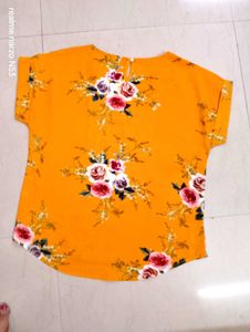Trendy Yellow T Top/Topper