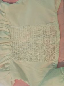 Cute Korean Top 🐚